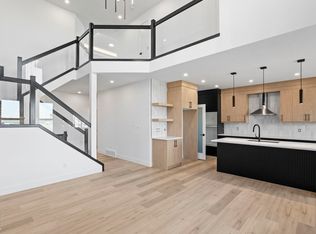 8512 181st Ave NW, Edmonton, AB T5Z 0V5