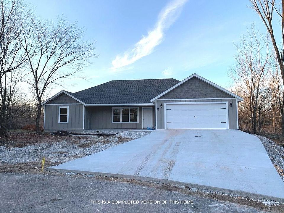 1st image of 12 Hudson Ln