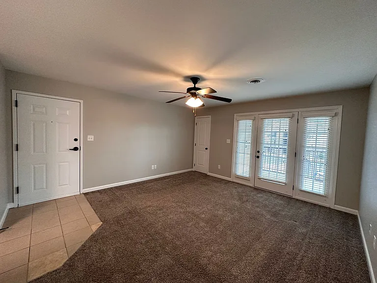 Maple Sunset Apartment Homes — Photo 25
