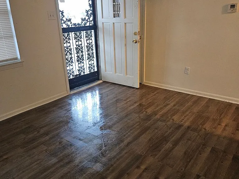 4583 Range Line Rd — Photo 2