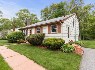 21 Hillsdale Rd, Randolph, MA 02368