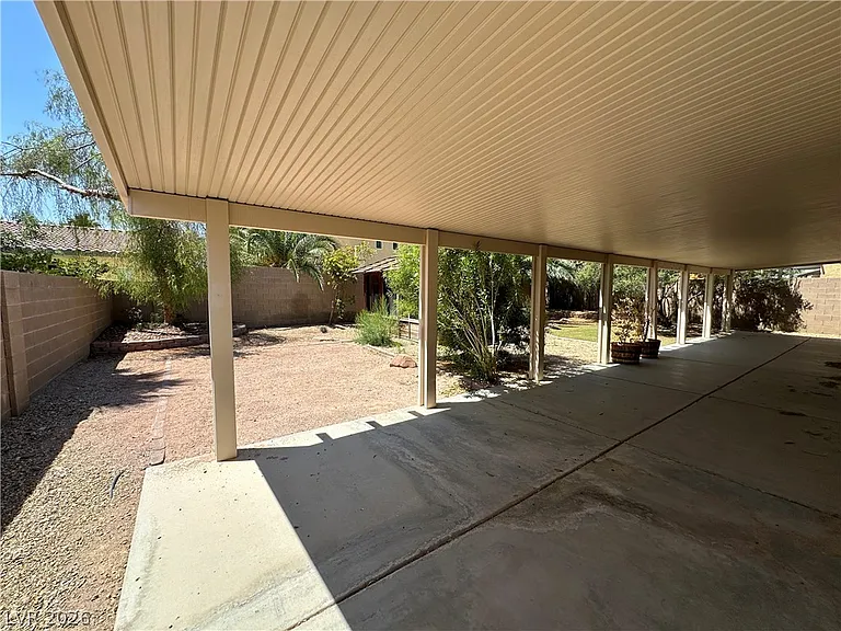 7185 Windy Peak Ct — Photo 40