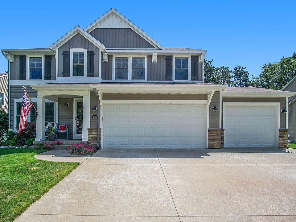 1st image of 16864 Birchview Dr