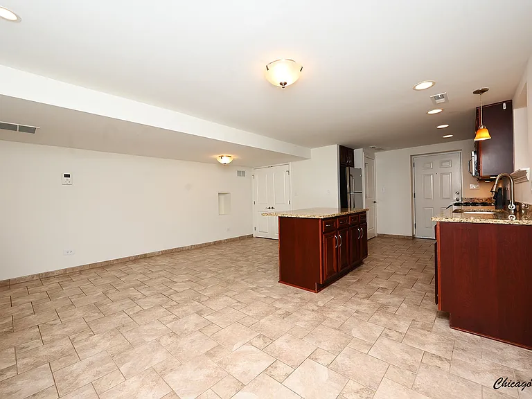 18 W Chestnut St #BR — Photo 7