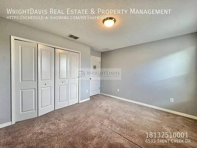 6533 Trent Creek Dr — Photo 37