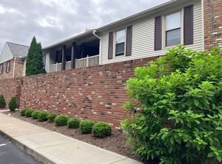 895 Manor Ln APT E, Columbus, OH 43221