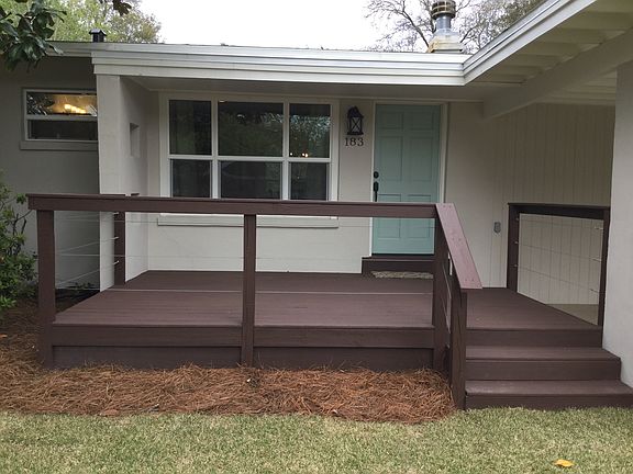 4th image of 183 Camelia St