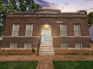 725 Military Rd, Saint Louis, MO 63125