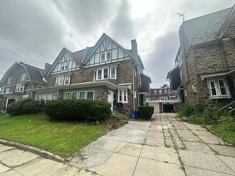 806 N 64th St — Photo 21