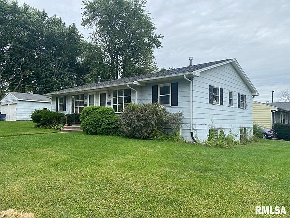 2nd image of 2219-2221 W 41st St