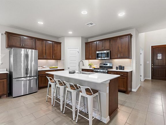 2nd image of 4216 Mercer Rd