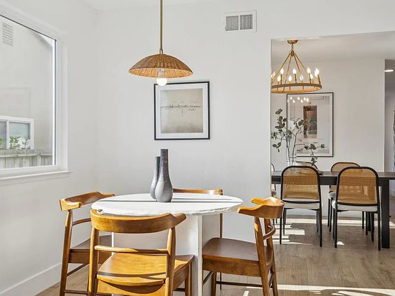3rd image of 411 Beach Ave