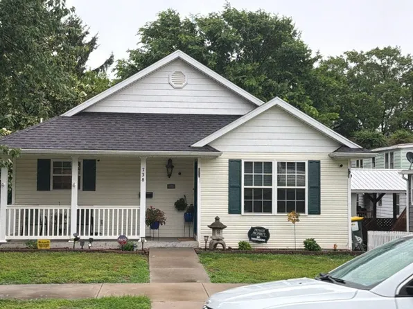 738 6th St, Boonville, MO 65233