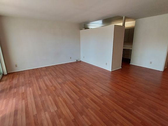 3rd image of 1617 E Ocean Blvd APT 1