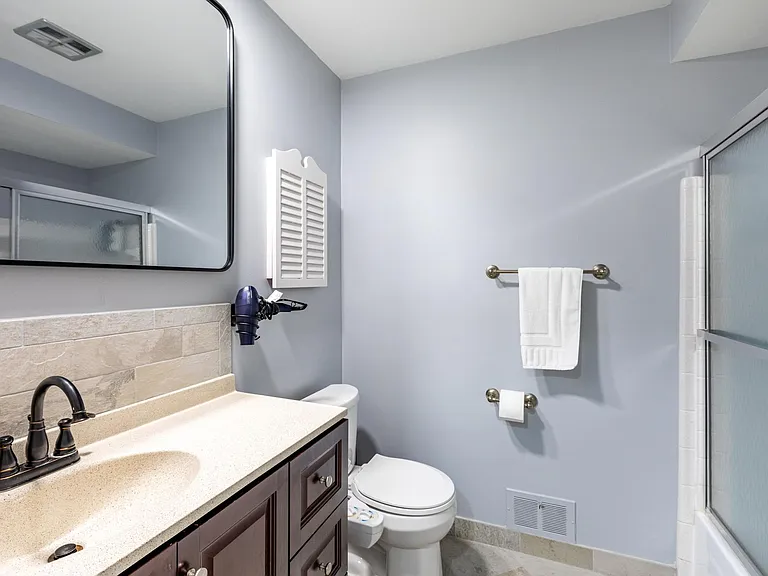 5038 Dayton Dr — Photo 17