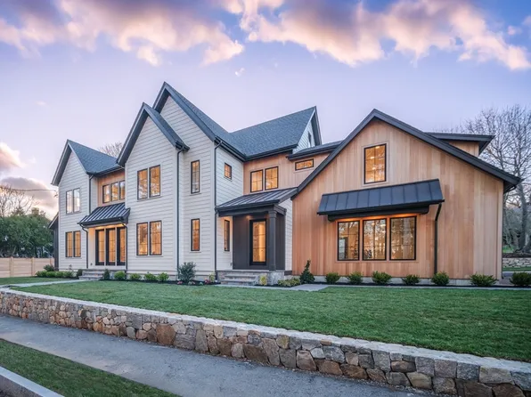 6 Newbury Park, Needham, MA 02492