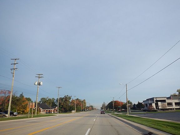 4th image of 51870 Van Dyke Ave