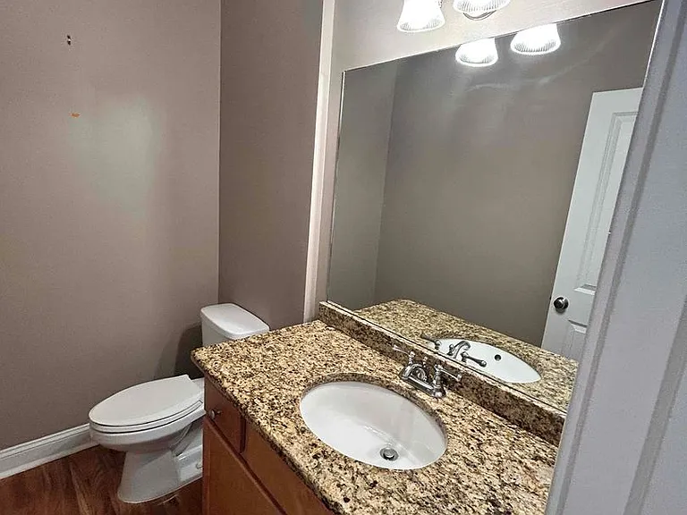 280 Carlyle Park Dr — Photo 23