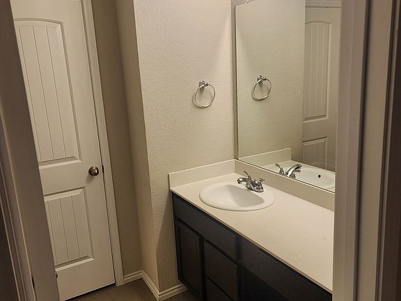 5th image of 7700 Schooner Dr