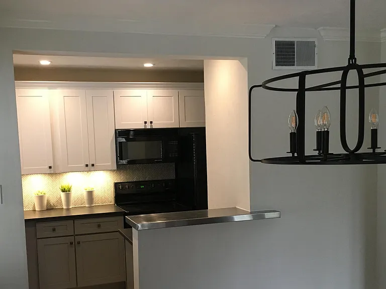 6304 Belmont Ave #2 — Photo 13