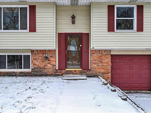 5th image of 6241 W Pembridge Dr