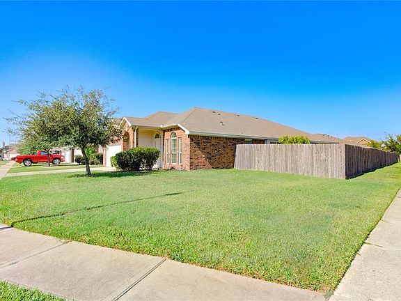 5th image of 22202 Thresher Ct
