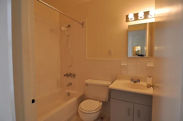 Rented by Gomez Group LLC | media 1