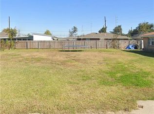 4527 Cardenas Dr, New Orleans, LA 70127