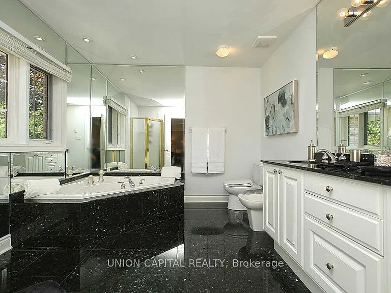75 Langtry Pl — Photo 18