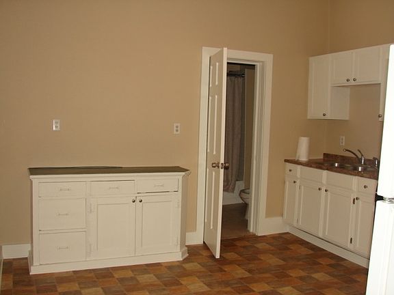 3rd image of 2742 Grand Ave S #2