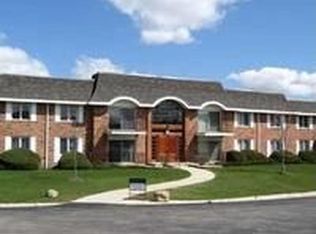 6S531 Naper Blvd APT 9, Naperville, IL 60540