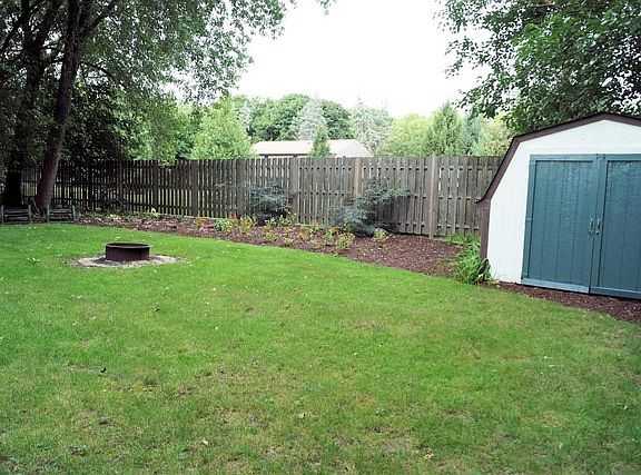 2nd image of 16268 W Arlington Dr