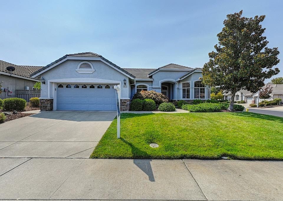 1st image of 5075 Dragonfly Ln