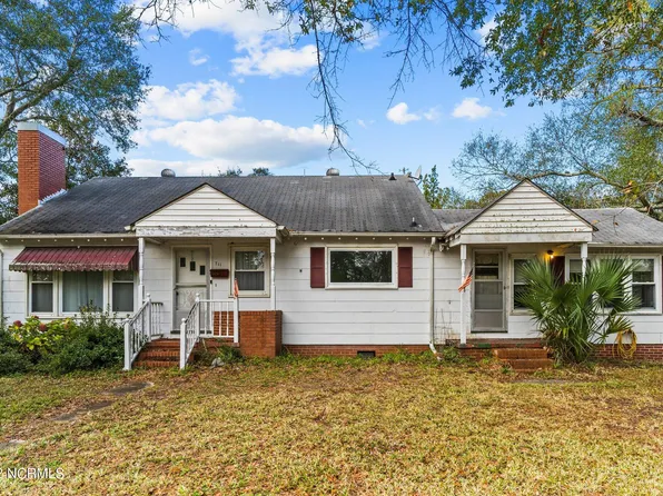 711 E Moore Street, Southport, NC 28461