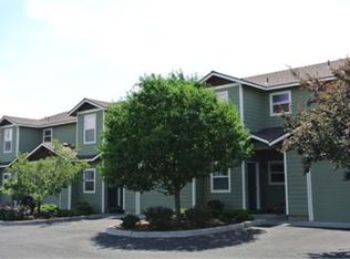 1554 SW Reindeer Ave, Redmond, OR 97756