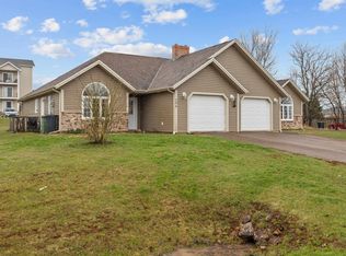 106 Heron Dr, Stratford, PE C1B0L4