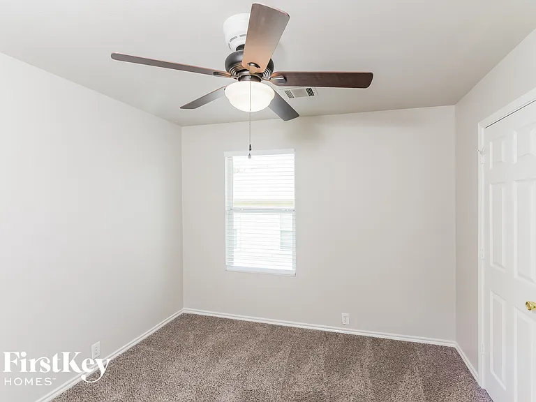 5124 Storm King — Photo 12