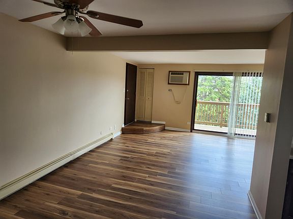 4th image of 724 W 65th St APT 5
