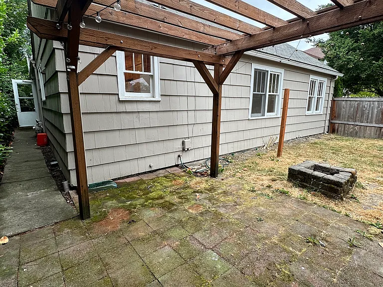 1356 SW A Ave #1356 — Photo 27