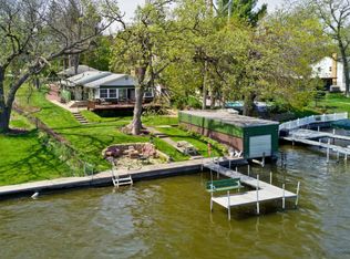 2406 Orchard Beach Rd, McHenry, IL 60050