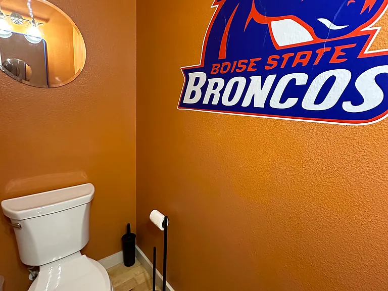 half bath down stairs