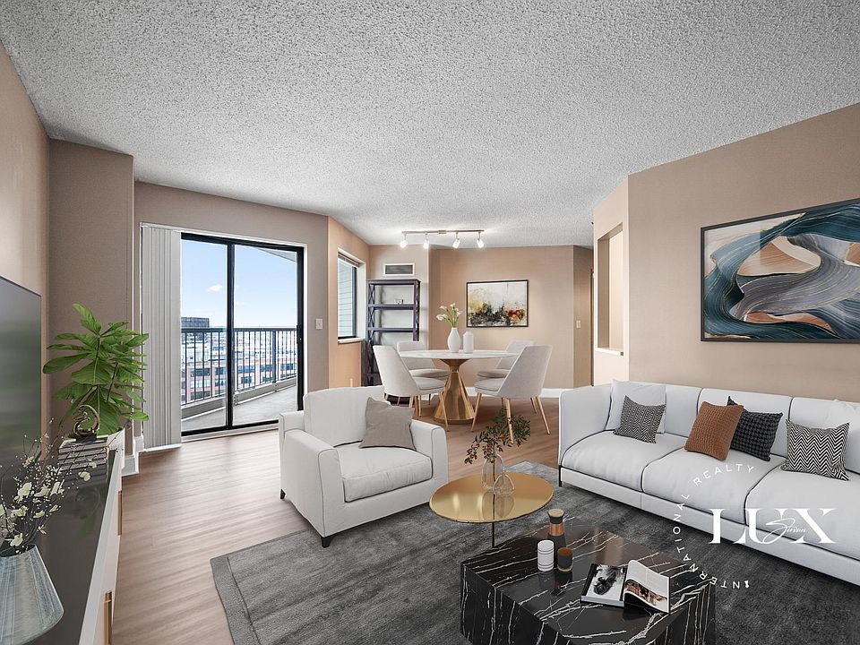 1st image of 78 10th St E Unit 1609