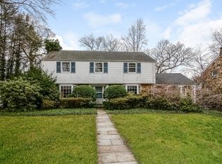 4 S Woods Ln, Scarsdale, NY 10583