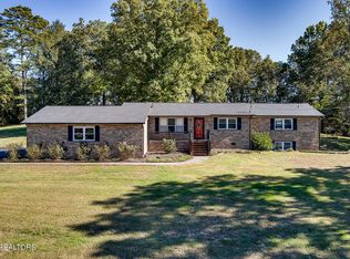 1050 Lawnville Rd, Kingston, TN 37763