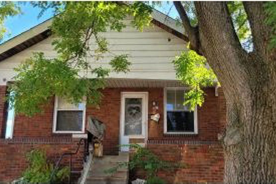 1st image of 4722 Ray Ave