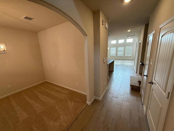 2nd image of 10023 Rose Mallow Ln