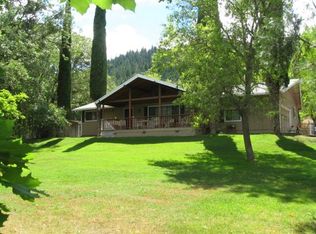 320 Gordon Way S, Grants Pass, OR 97527