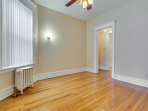 4th image of 5010 S Dorchester Ave #10