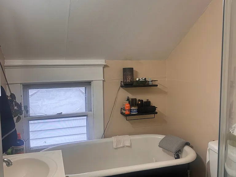 159 Jackson Ave — Photo 5
