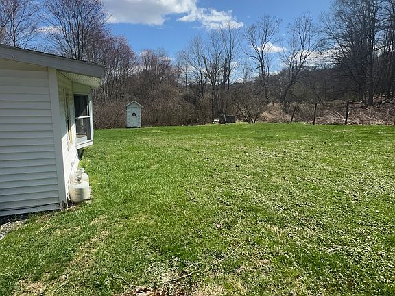 4th image of 162 Lesh Rd